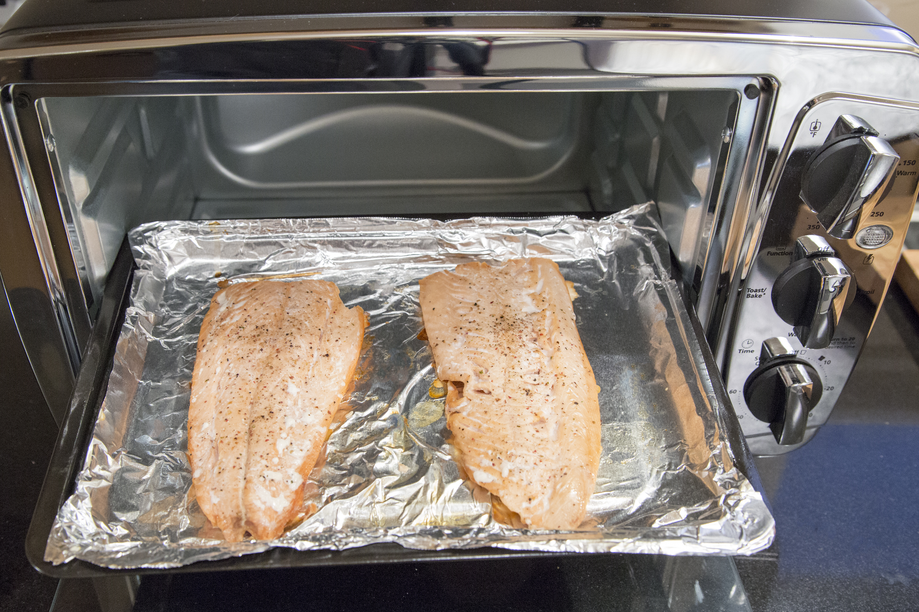 Use aluminium foil to your Toaster tray