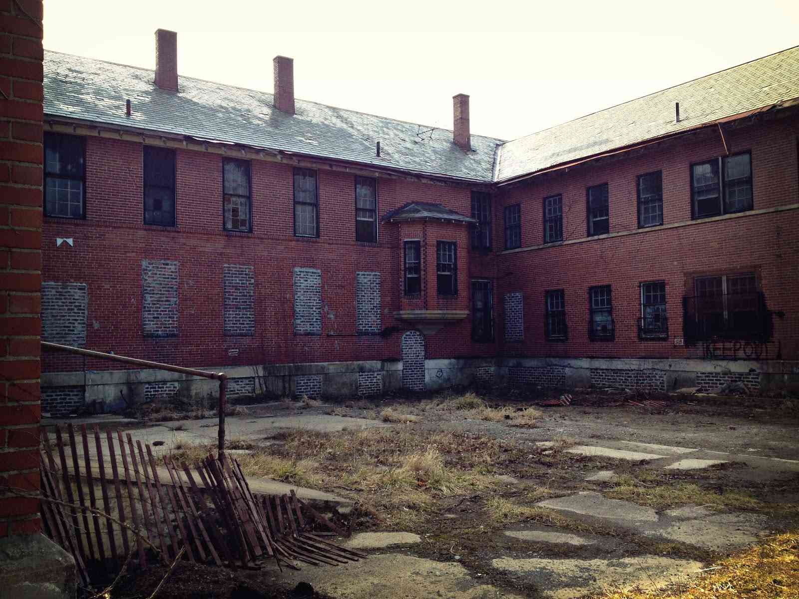 the asylum haunted house ohio